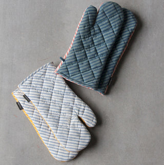Teal & Coral Basik Pop Mitten