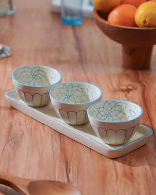 Meera - Serving Bowls (Set of 3) with Tray